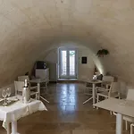 Konukevi Euvodia Luxury Matera