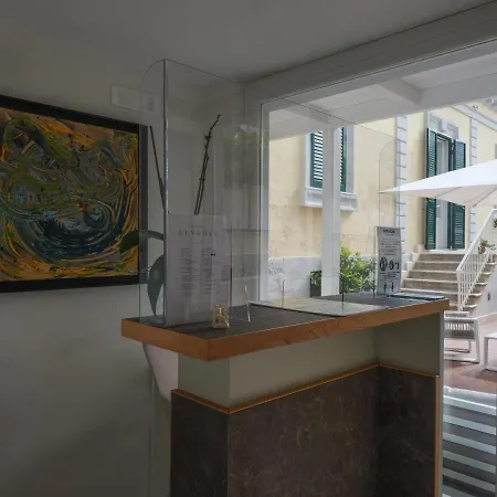 بيت ضيافة Euvodia Luxury