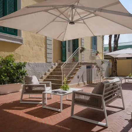 Euvodia Luxury Affittacamere 4*